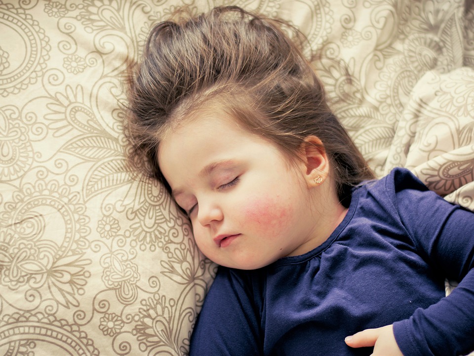 5 Creative Ways To Prevent Toddler from Having Sleep Deprivation