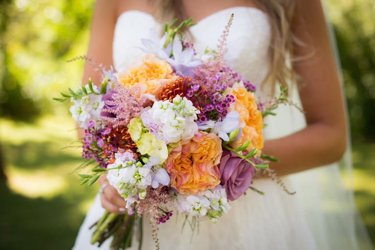 Top Wedding Flower Tips That Every Bride Should Know